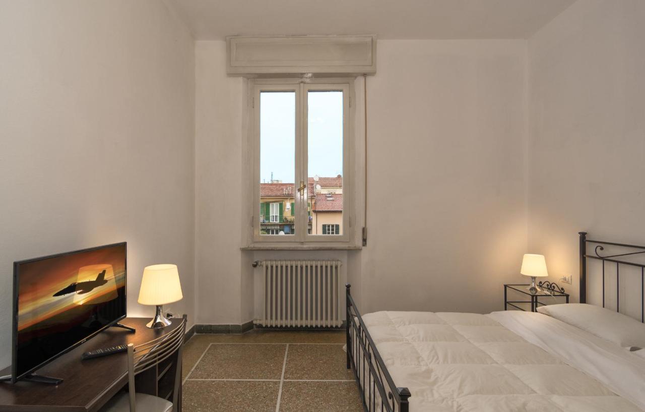 Hostel B&B Pisa Buitenkant foto