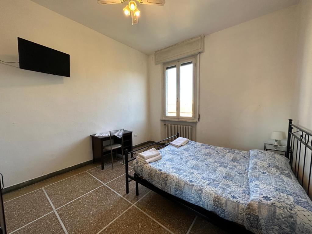 Hostel B&B Pisa Buitenkant foto